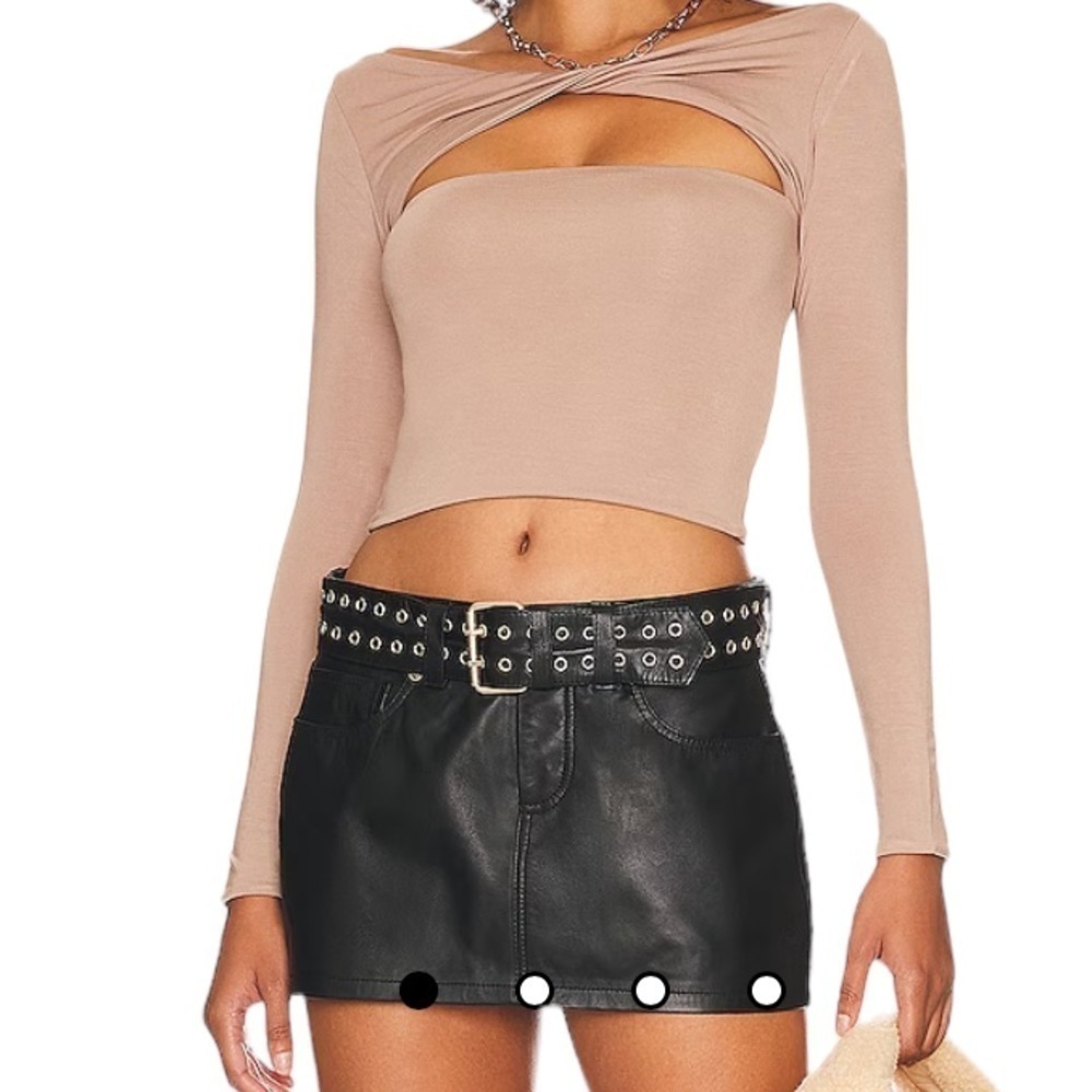 SER.O.YA - Artemis Top in Beige Size M NEW
